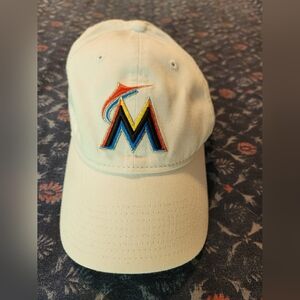 New Era 9TWENTY adjustable hat, Miami Marlins, Women's, White